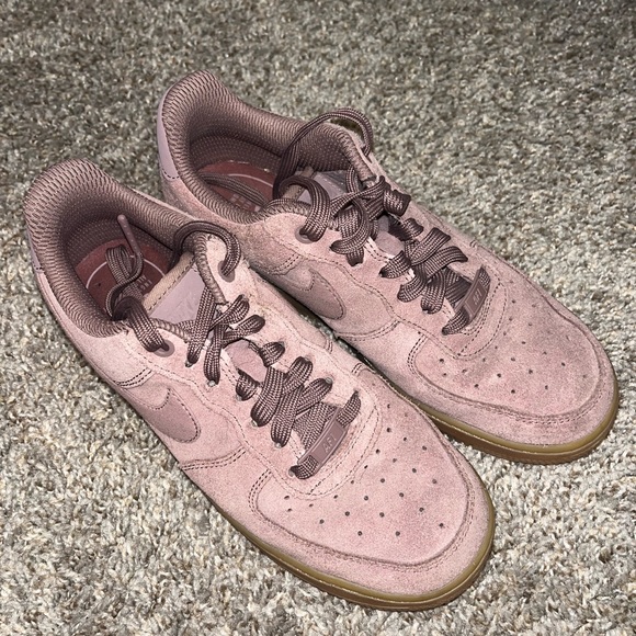 Nike Air Force 1s - Picture 4 of 6